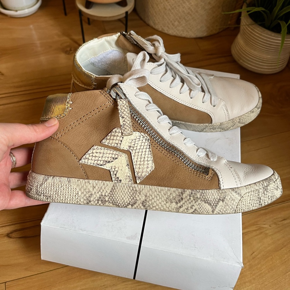 Dolce Vita Zonya Sneakers
